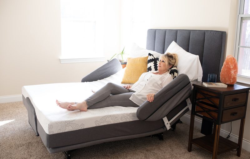Flexabed's new and improved Hi-Low SL adjustable bed has replaced the older model Hi-Low, with fuller features and capabilities.