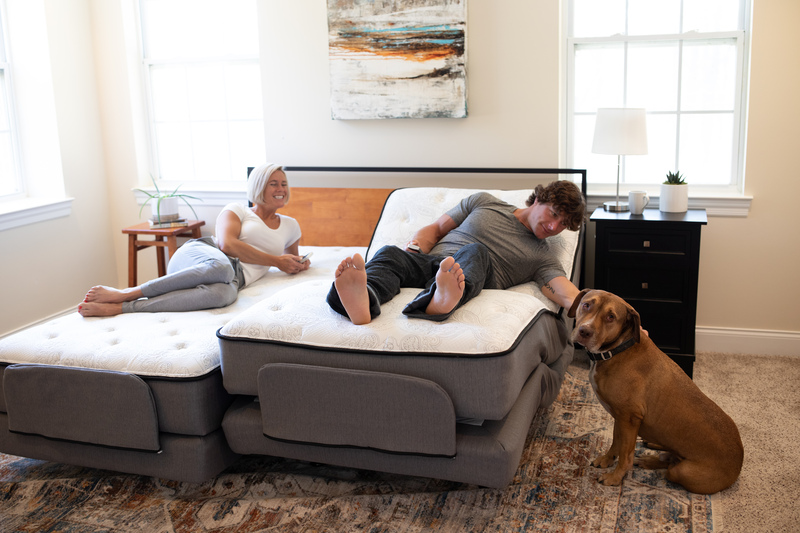 Queen size adjustable bed deals with dual controls